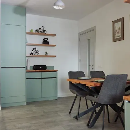 Apartman Panoramic Direct Metro Access